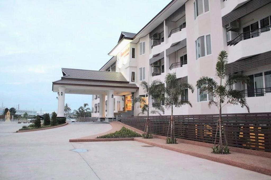 Siamtara Palace Hotel Maha Sarakham Eksteriør billede