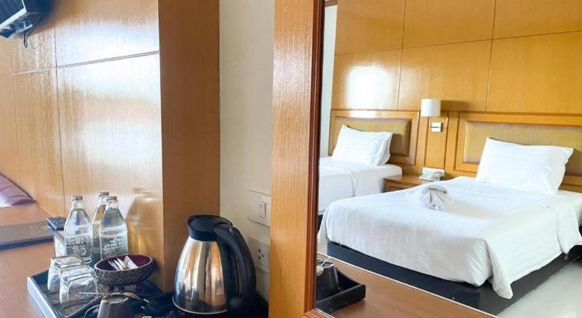 Siamtara Palace Hotel Maha Sarakham Eksteriør billede